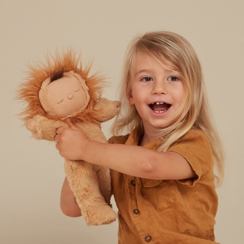 Oe Cozy Dinkum Animals Lion Pip 1.jpg