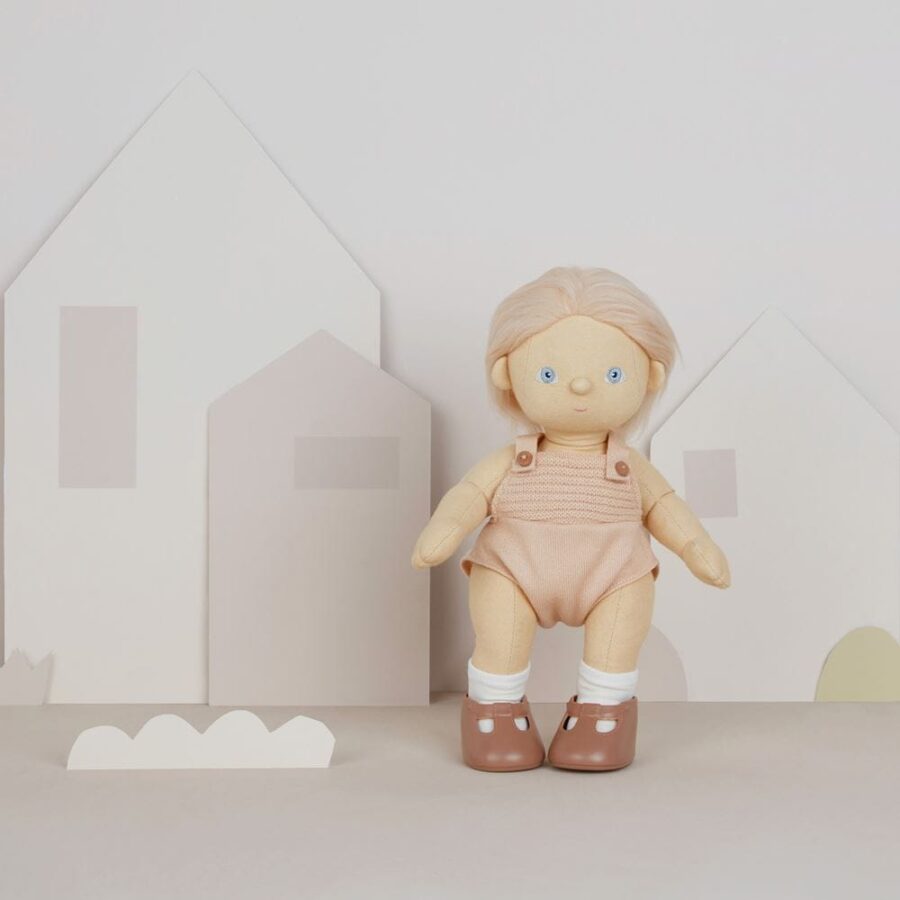 Petal Dinkum Doll 12.jpg