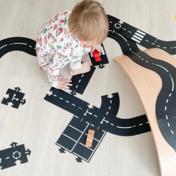 ביום ראשון בערב שתי קבוצות יפתחו במקביל ושתיהן אהובות פה במשך שנים!! @wobbelboard @waytoplaytoys