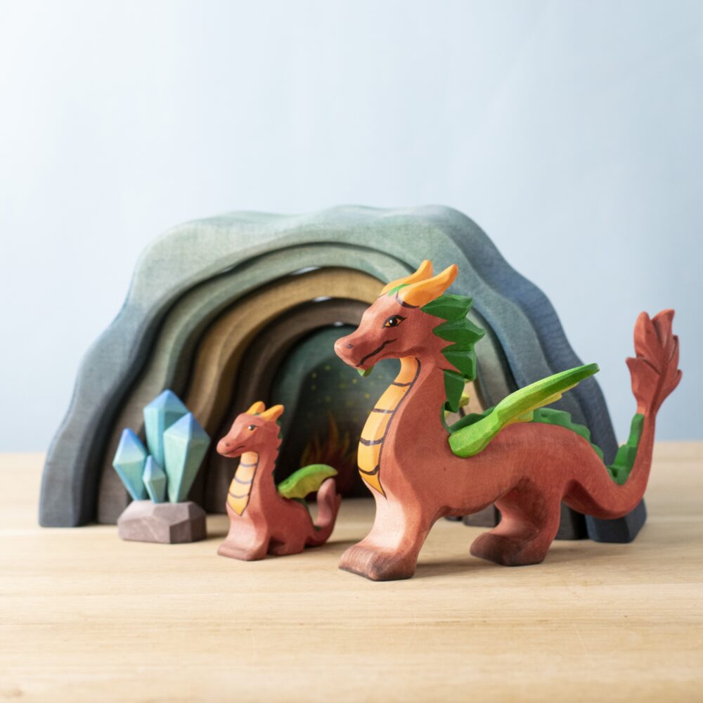 Dragons And Cave Set~8080