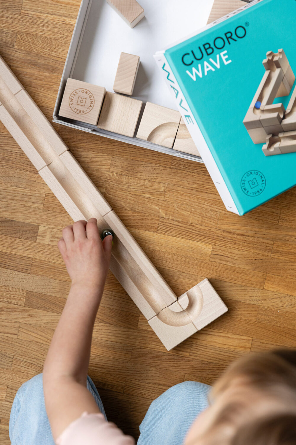 25 04 Moods 090 Bearbeitet Klein Cuboro Wave