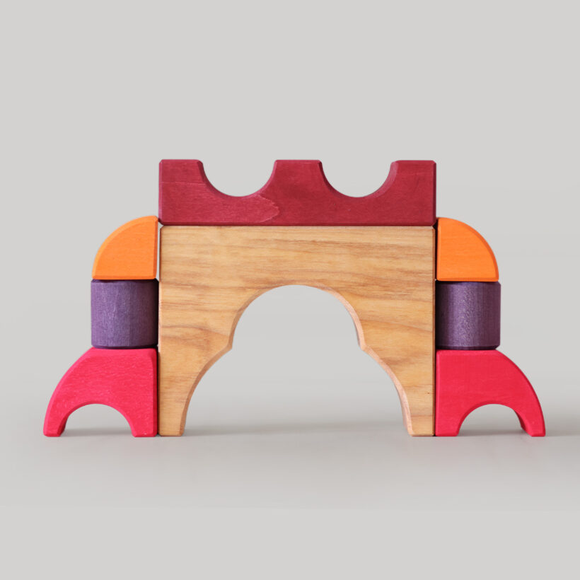 43688 Bauspiel Rot Grimms 01