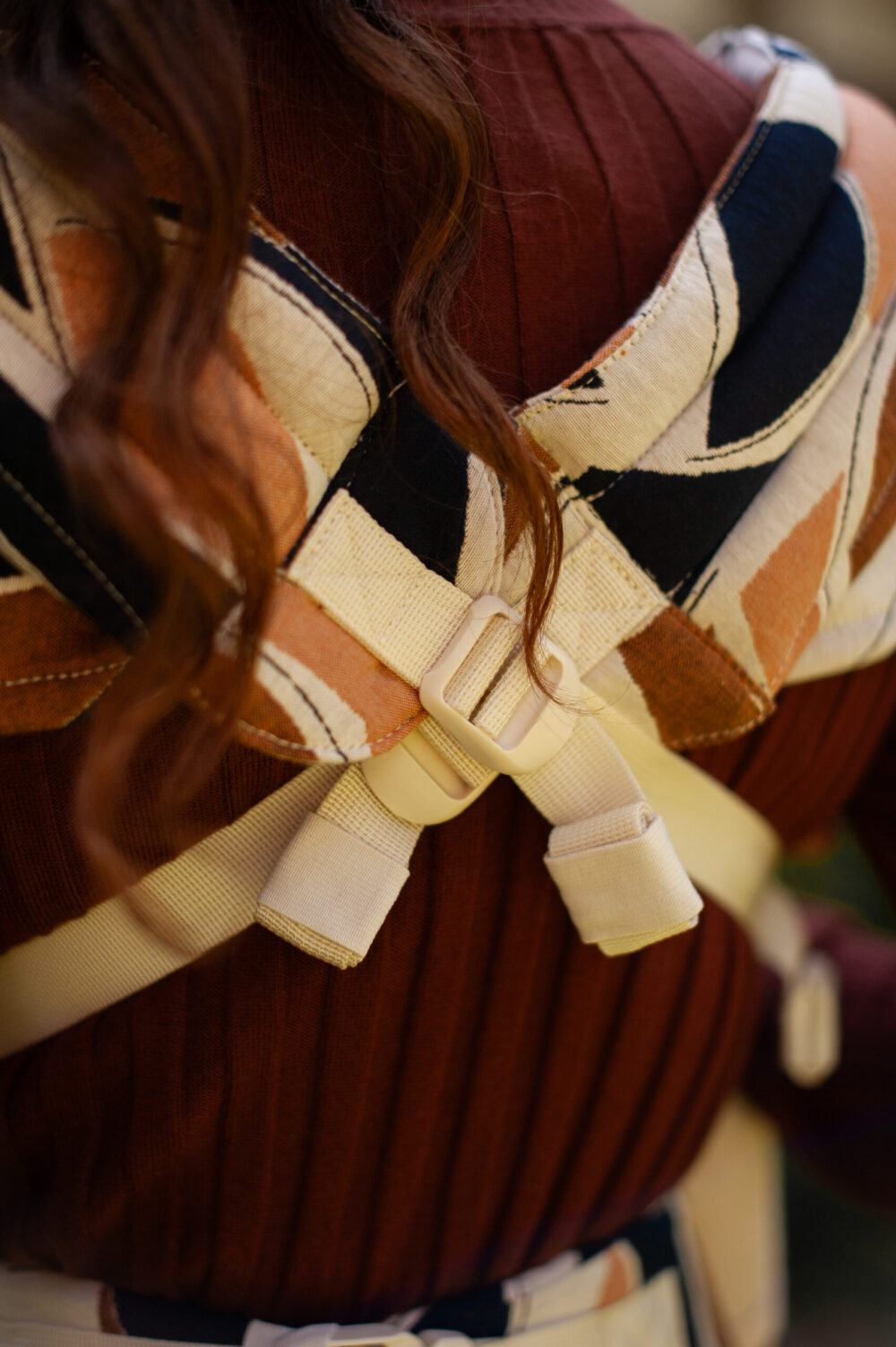 Mama Hangs Porte Bébé Carry&bloom Jacquard Earth 0853