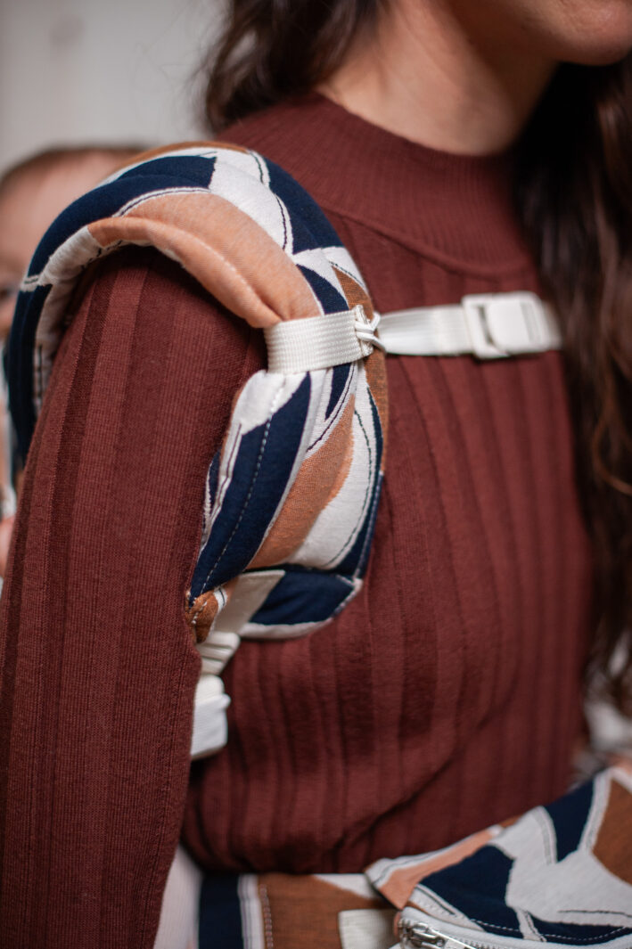 Mama Hangs Porte Bébé Carry&bloom Jacquard Earth 0940