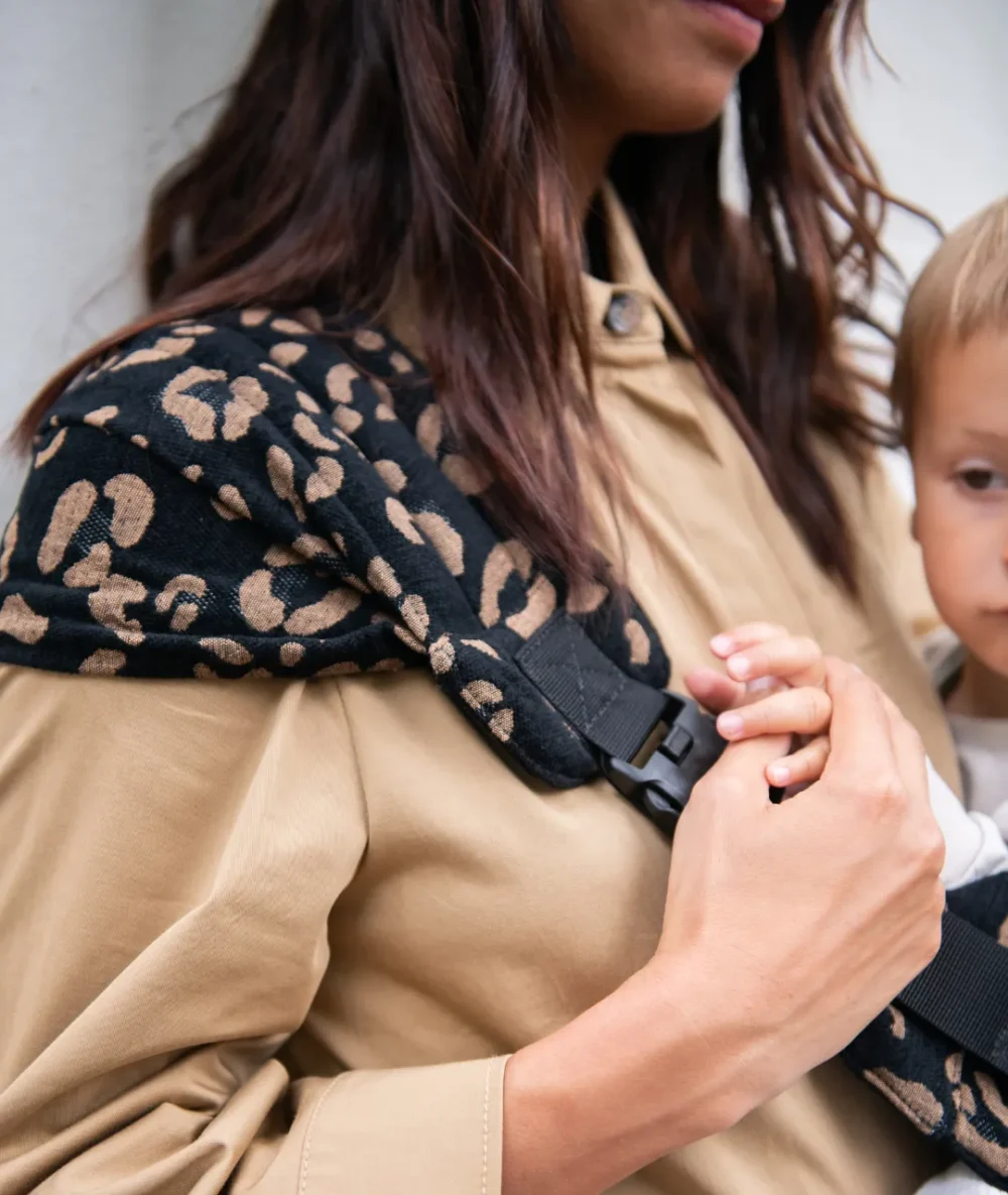 Mama Hangs Portage D Appoint Porte Bb Hanche Made In France Black Leopard