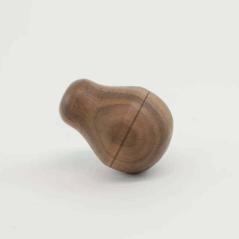 Mader Roly Poly Natural Walnut 03 2400x2400