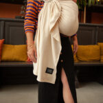 Mama Hangs Porte Bébé Physiologique Ecru 4