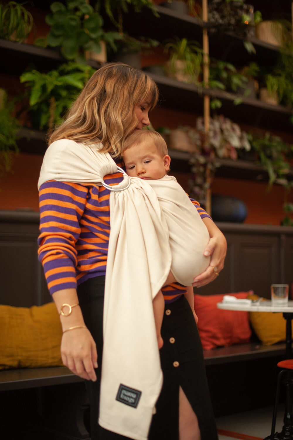 Mama Hangs Porte Bébé Physiologique Ecru 5