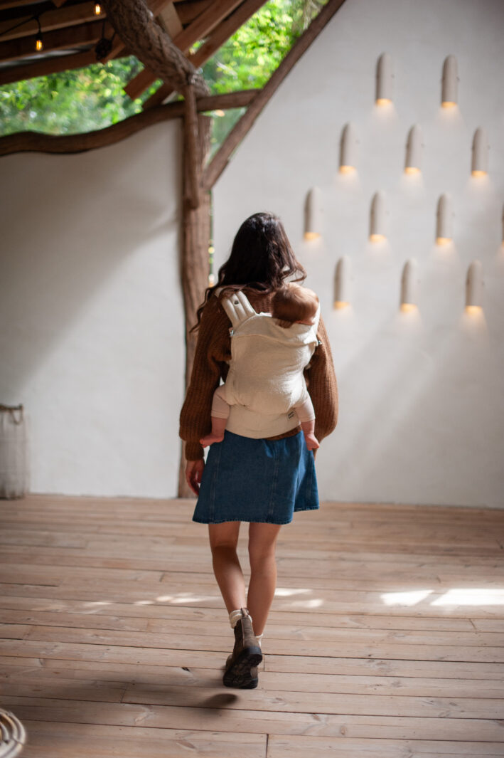 Mama Hangs Porte Bébé Carry&bloom Palm Ecru 0351