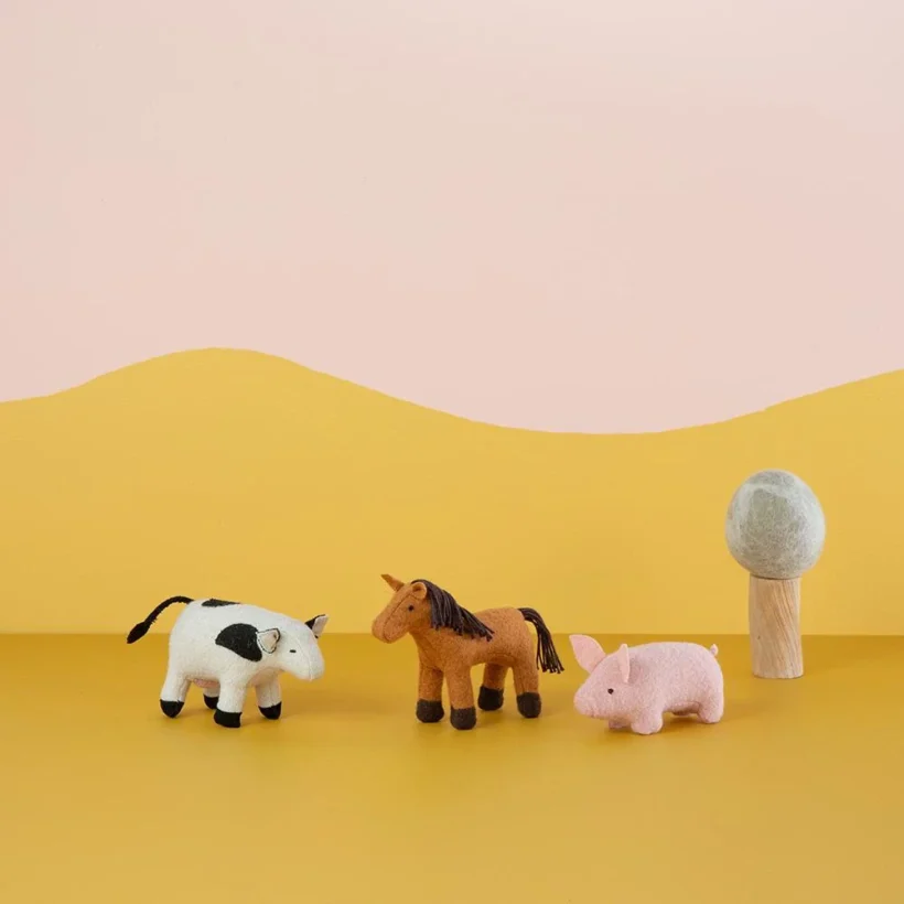 Holdiefarmanimals 05 2000x.png