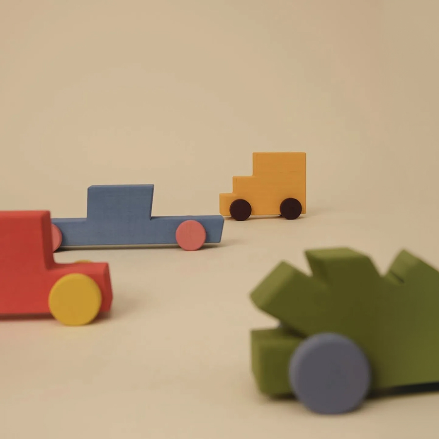 Layout Nine (title Below) Desk Toyto