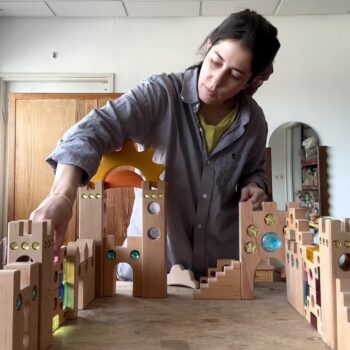 ⁨	כשגרימס ובאושפיל פגשו את משפחת בנאי ✨⁩