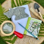 Dig And Discover – Triceratops & Spinosaurus (6)