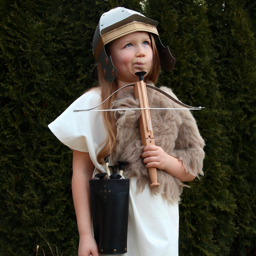 Layout Nine (title Below) Desk Vah