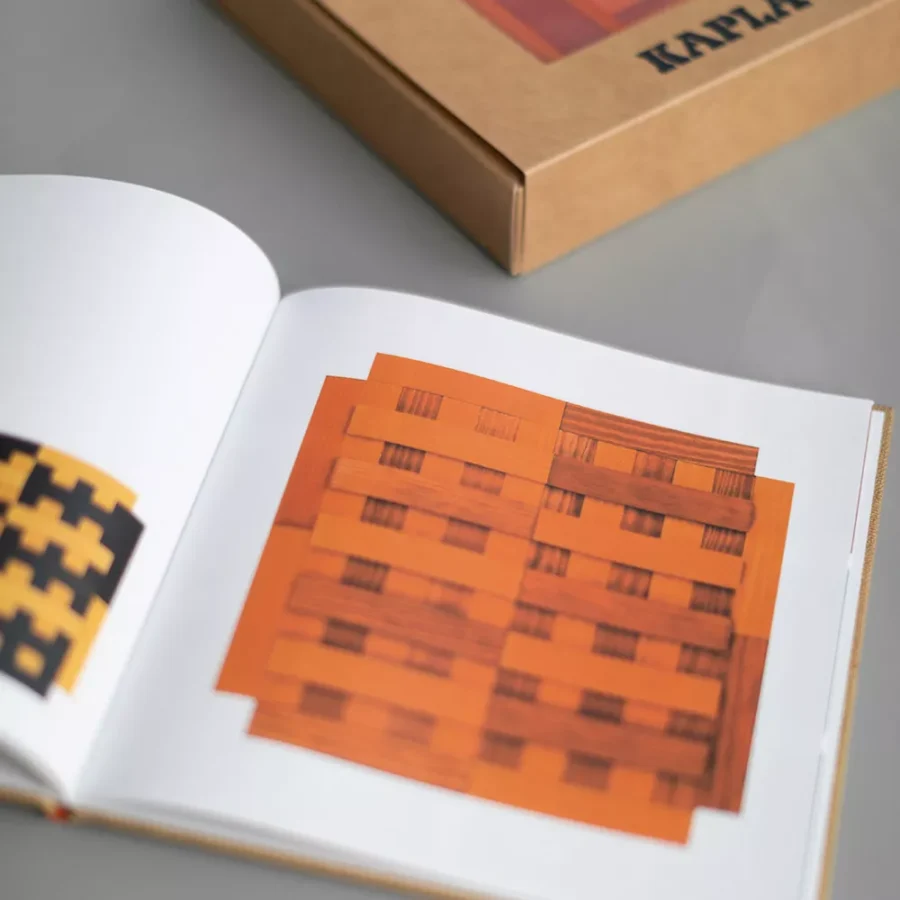 Book And Colours Orange Red (4)