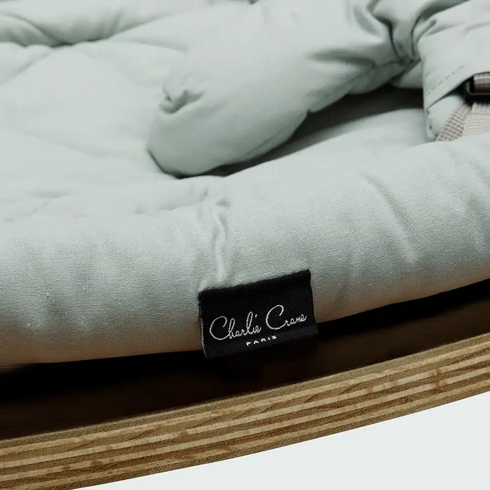 Levo Farrow Detail2 W 1