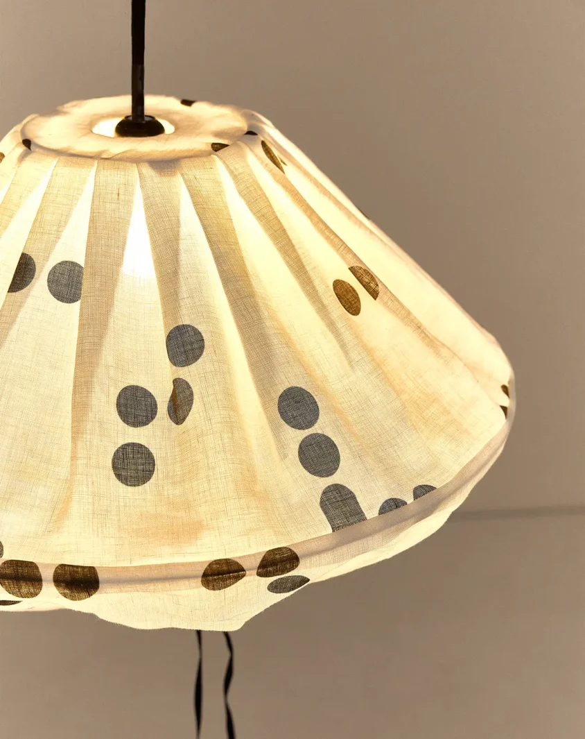Yumi Lampshade Diameter 50cm Black Dots Sequence Nobodinoz 4 8435574943743.jpg Yumi Lampshade Diameter 50cm Black Dots Sequence Nobodinoz 4 8435574943743.jpg