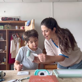 ‎מוכנות להשקה הגדולה שלנו החודש?‎קבלו את קידיוולף🐺‎מותג חדש בחנות ובישראל! מותג שמייצר משחקים לילדים סקרנים ולהורים שרוצים ליצור חוויות!‎ כוונו שעונים למחר בשעה 20:30🥳
‎אנחנו נפתח קבוצה עם צפי הגעה לסוף אוקטובר והנחה מפנקת! באופן הזה כל משפחה תוכל לבחור בדיוק מה שמתאים לה, אבל שימו לב שלא נוכל להתחייב למלאי לא מוגבל. ההזמנה שלנו מגיעה מבלגיה - ברגע שייגמר מלאי של מוצר מסויים, הוא יירד מהקבוצה!‎בואו מוכנות.‎הכנת סלים מחר משעה 10:30 באתר📸 יהיה מספיק זמן להתייעץ ולשאול שאלות🕵🏻‍♀️@kidywolf