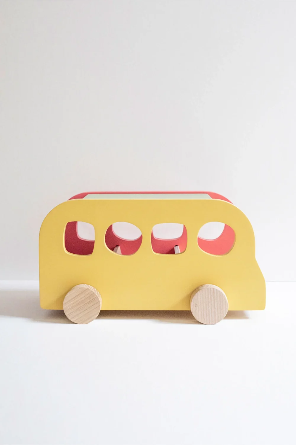 Babai Bus Multicolor Llp B14885a6 7200 4bd4 Ab5b 8b07631e7209.jpg