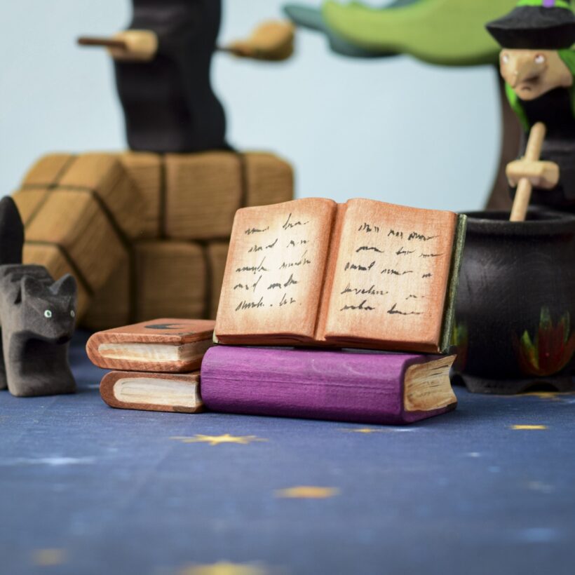Books Set~7280