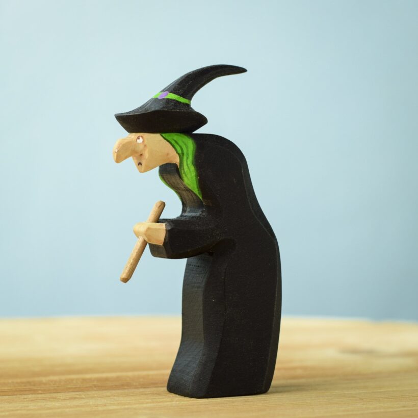 Brewing Witch And Cauldron Set~7257