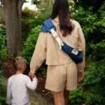 Mama Hangs Carry Walk Porte Bebe Hanche Denim 77 Mama Hangs Carry Walk Porte Bebe Hanche Denim 77