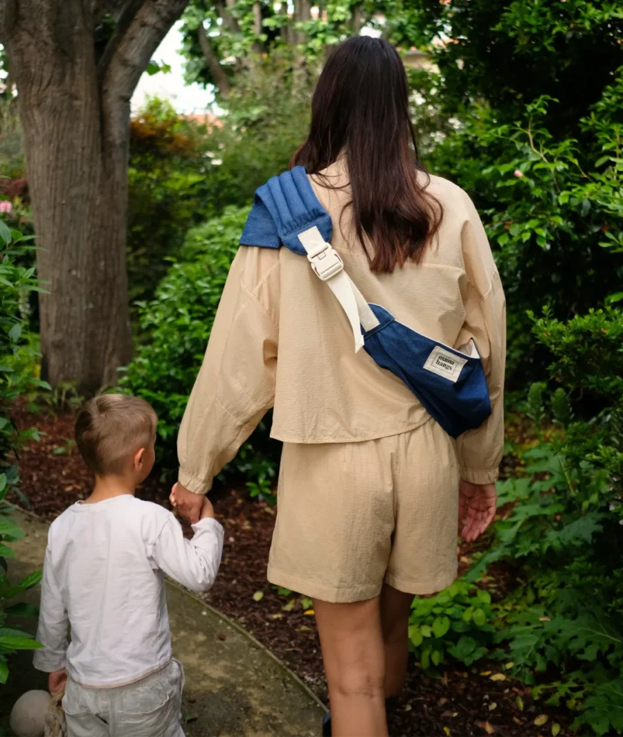 Mama Hangs Carry Walk Porte Bebe Hanche Denim 77 Mama Hangs Carry Walk Porte Bebe Hanche Denim 77