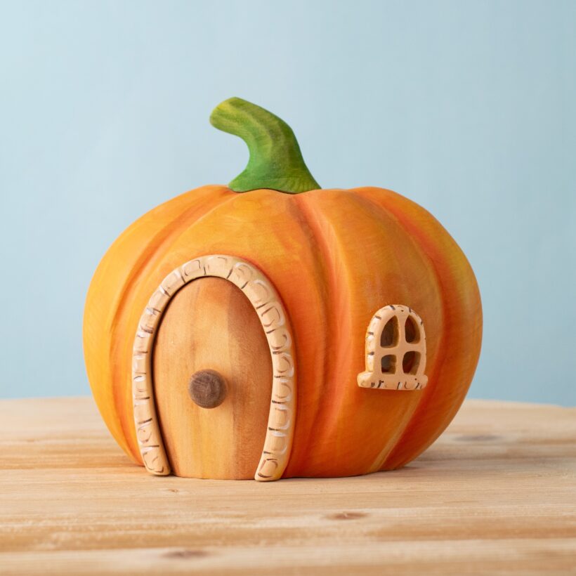 Pumpkin House~8429