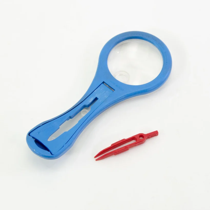 A710025 Corvus Kids At Work Magnifying Glass Mega Lens 04 2400x2400.jpg