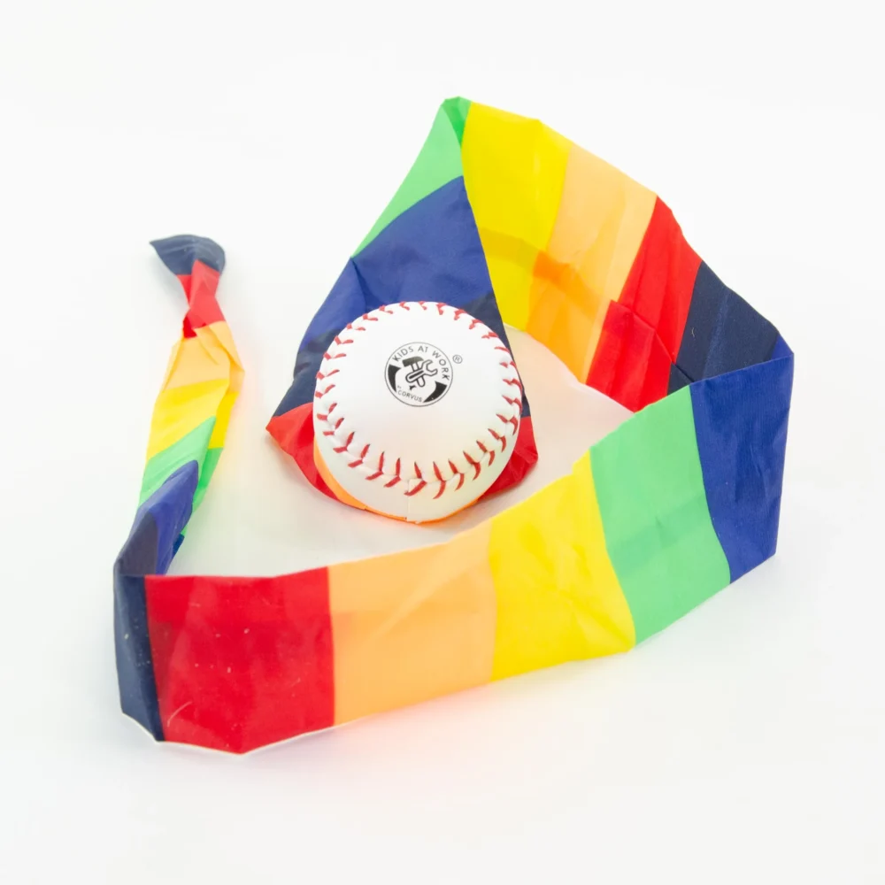 A750360 Corvus Kids At Work Rainbow Tail Ball 03 2400x2400