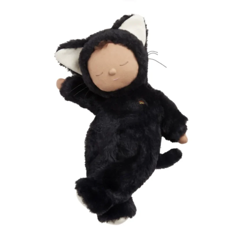Cozy Dinkum Cat Nox 2000x.png