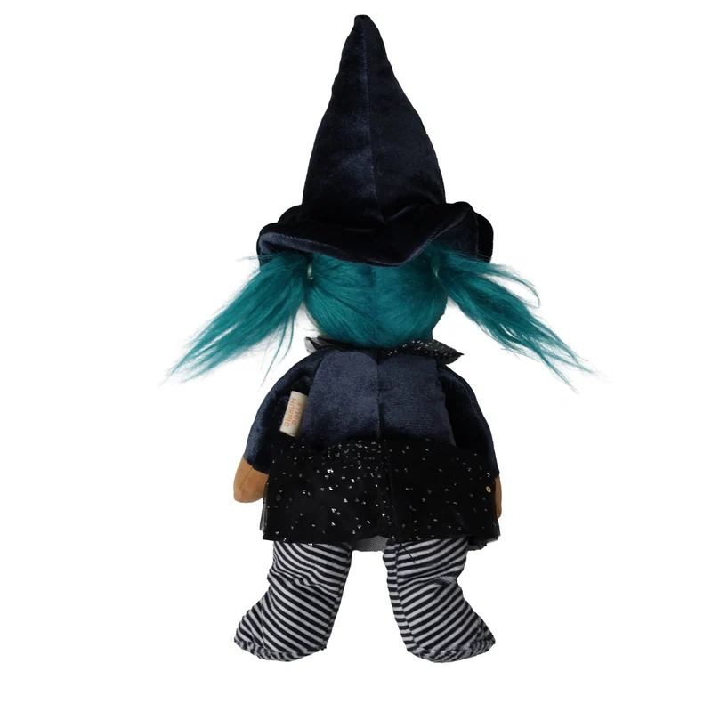 Dinky Dinkum Winnie Witch 3 800x.jpg