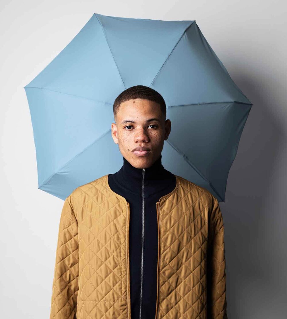 Parapluie Pliant Bleu Gris Anatole Ouvert Derriere Modele Homme