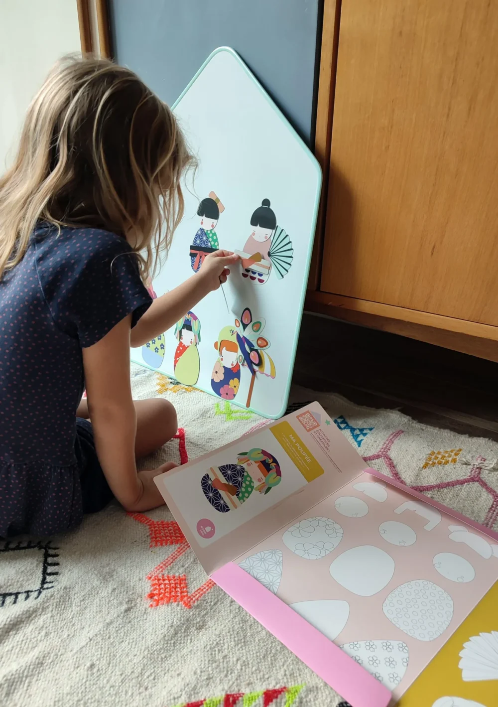 Poupees Asie Jeu Tableau Magnetique.jpg
